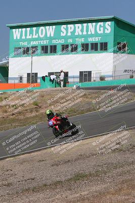 media/Apr-20-2025-AHRMA (Sun) [[393a79c373]]/Race/Group 1/Turn 4b/